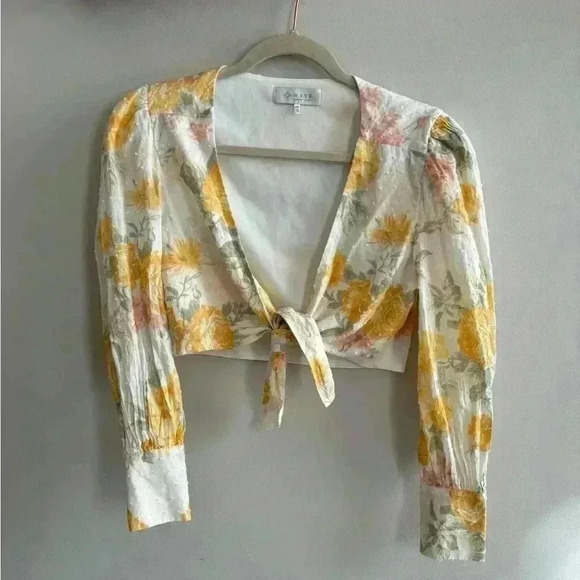 WAYF Long Sleeve Tie Front Floral Crop Top - Picture 1 of 6